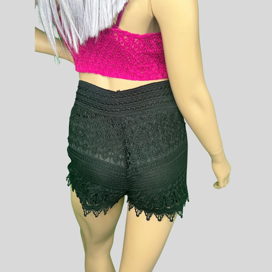 GO-TO CROCHET LACE SHORTS