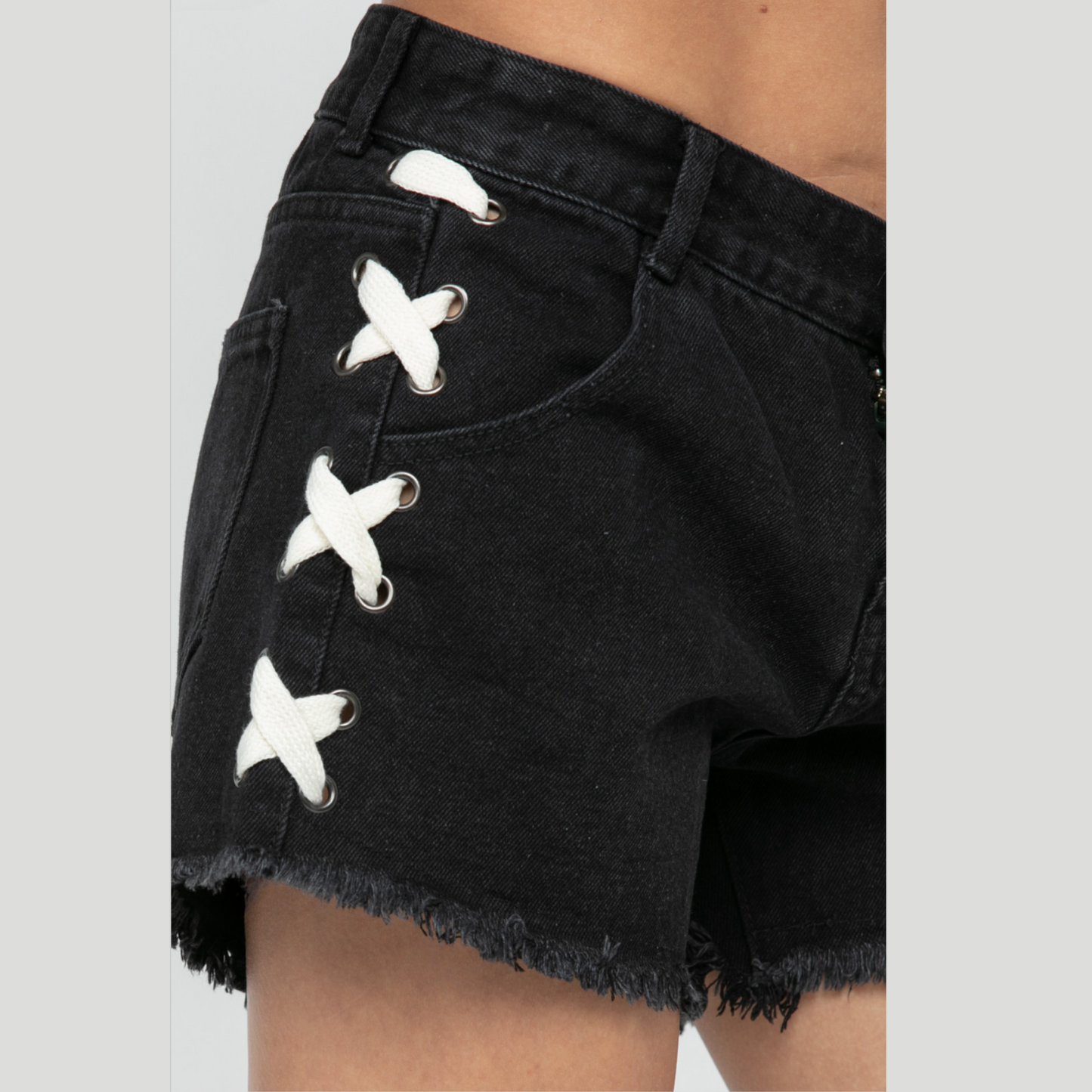 DARK SUMMER SIDE LACE-UP DENIM SHORTS