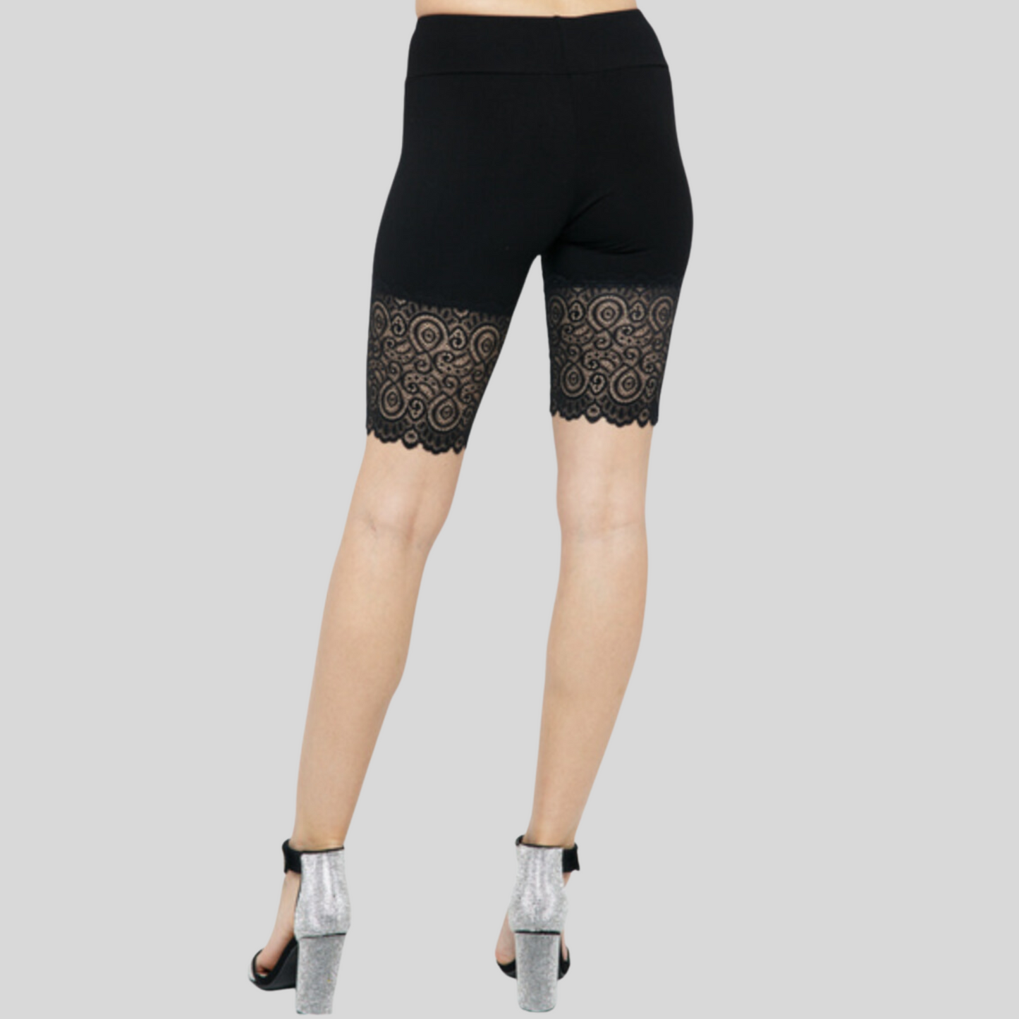 LACE BOTTOM BIKE SHORTS