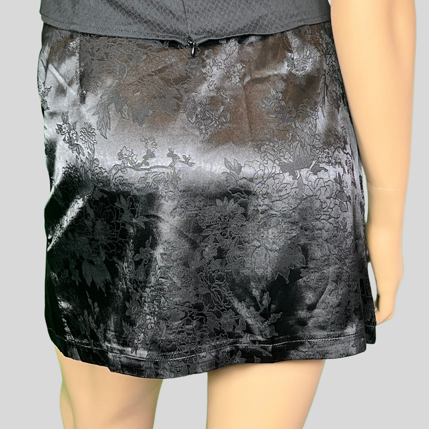 ELEGANT JACQUARD SATIN MINI SKIRT