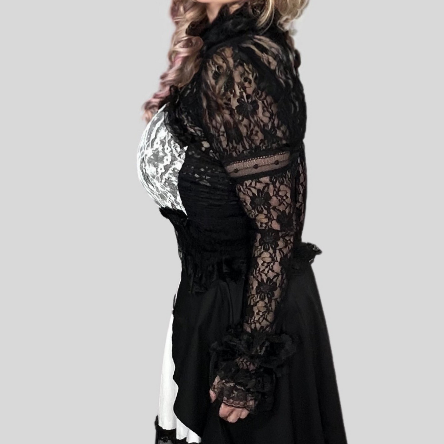 VICTORIAN LACE LONG SLEEVE BLOUSE