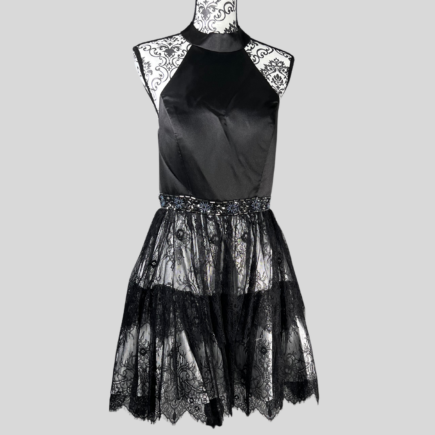 NOX ANABEL TIERED LACE SKIRT HALTER DRESS