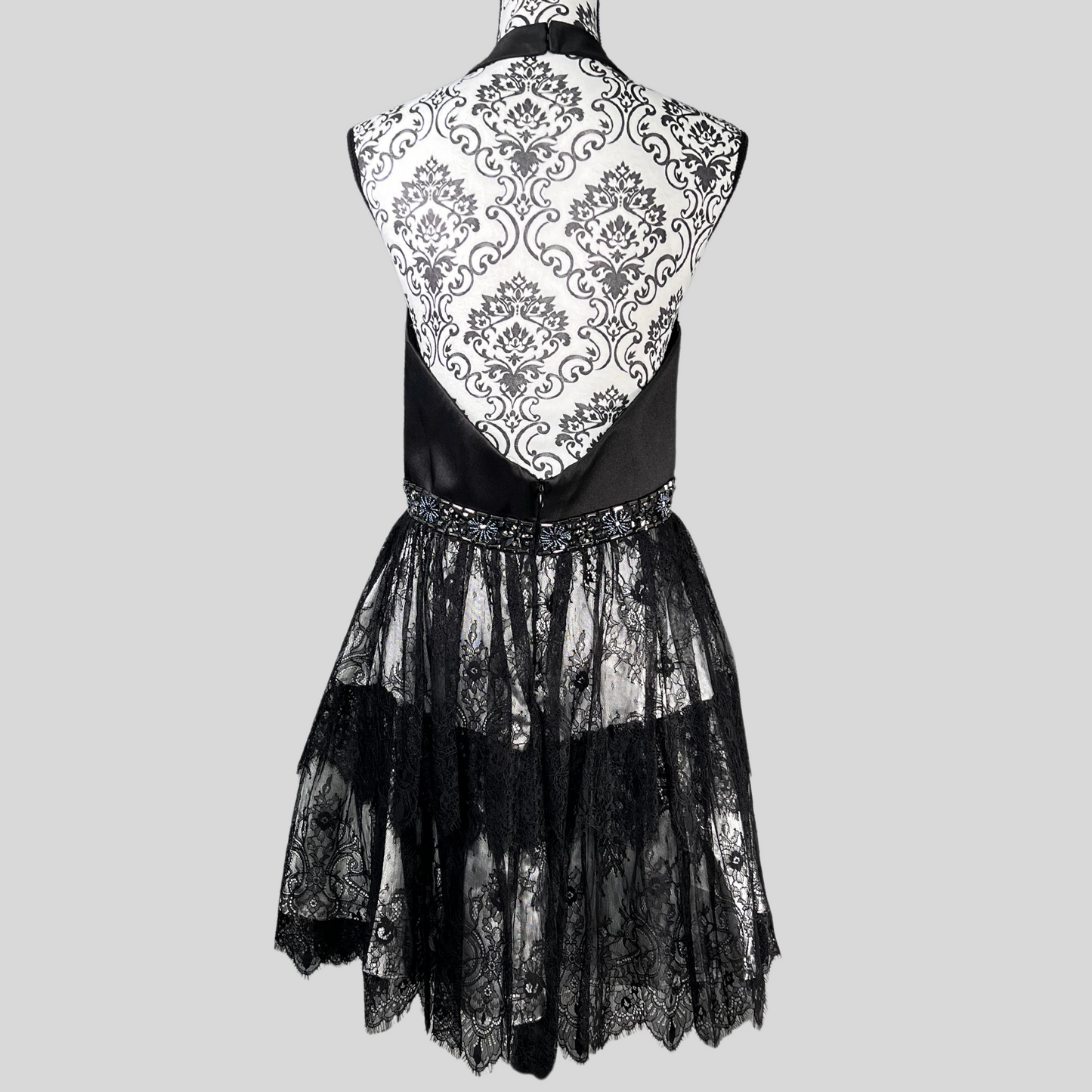 NOX ANABEL TIERED LACE SKIRT HALTER DRESS