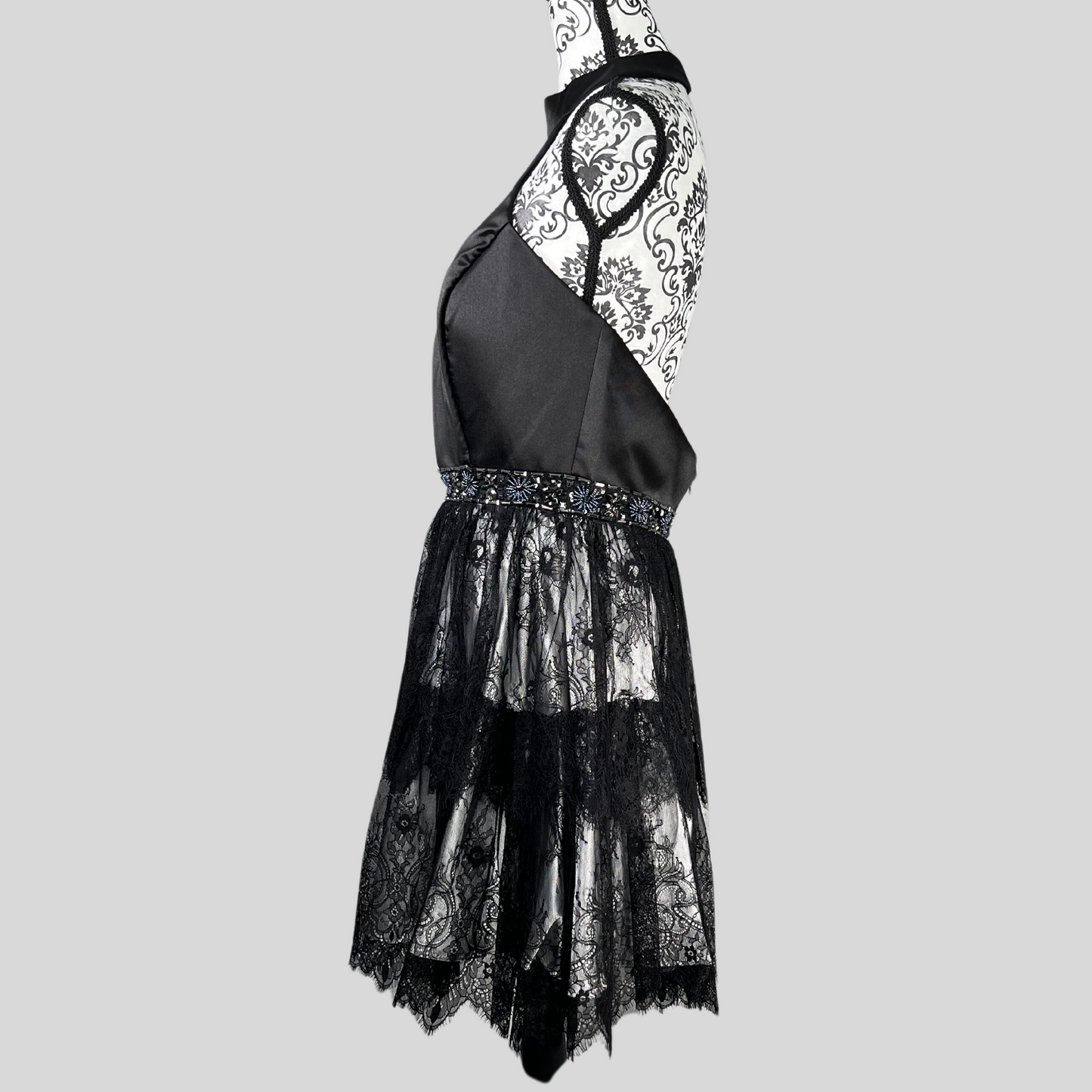 NOX ANABEL TIERED LACE SKIRT HALTER DRESS